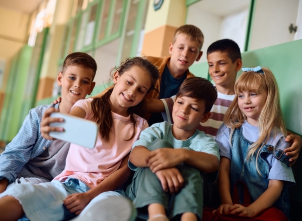 Kids Wallet: The New Digital Shield for Children – and How It Aligns with the Philosophy of Woli